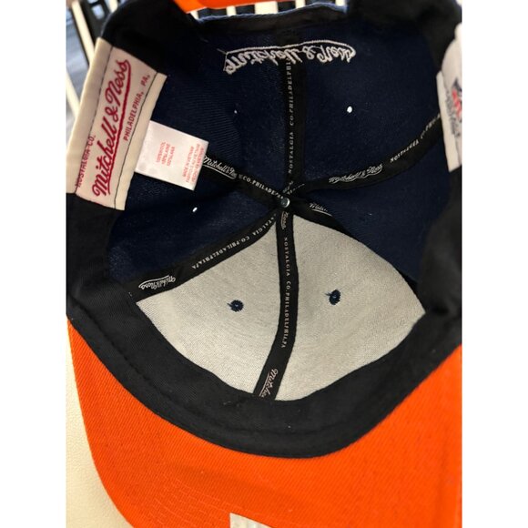 Mitchell & Ness Chicago Bears Adjustable Fit Snapback Hat Navy/Orange - Picture 13 of 16